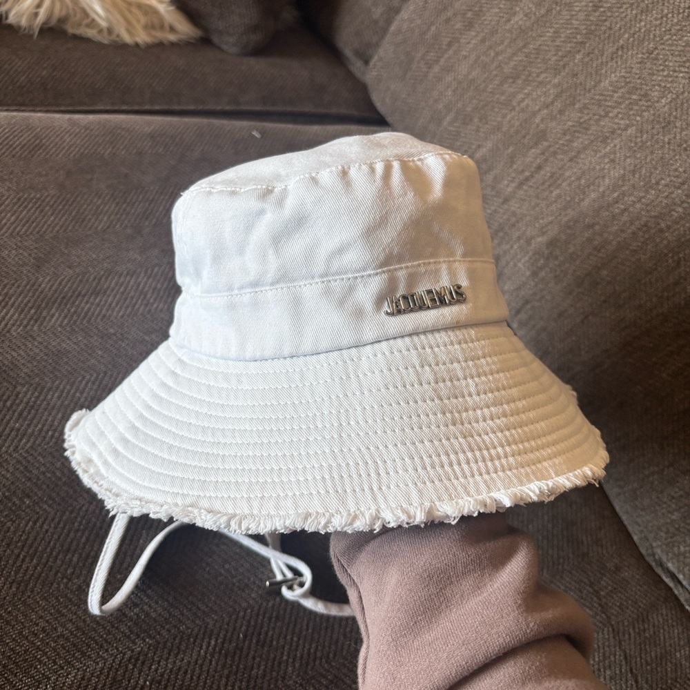 Jacquemus archout  Bucket Hat white os - Picture 2 of 9